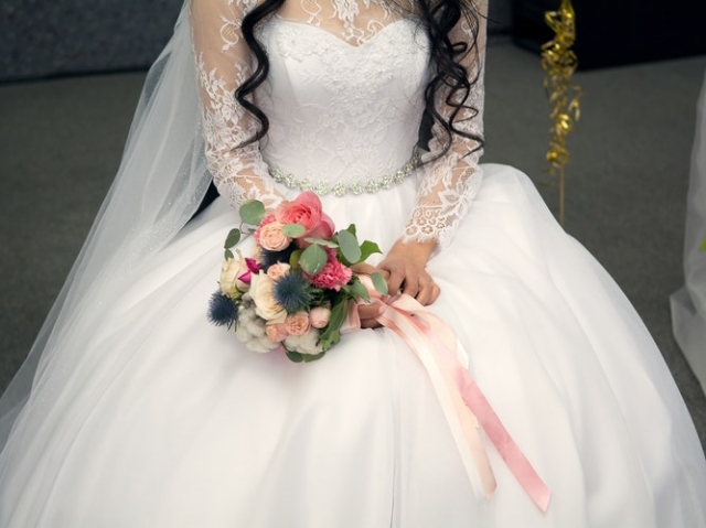 Svatební kytice podtrhne krásu nevěsty. Jak vybrat tu pravou?