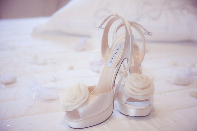 V teniskách, nebo naboso? Svatební boty odrážejí osobnost nevěsty