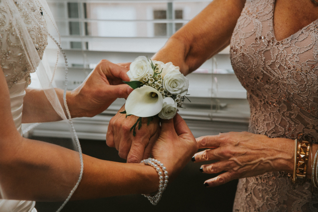 Maminka nevěsty a její role na svatbě