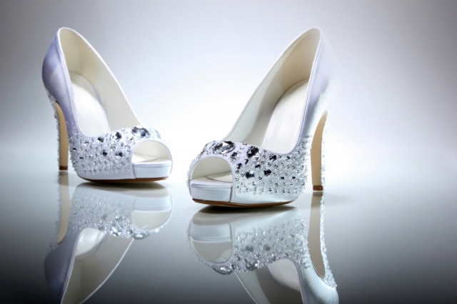 Jak se vybírá svatební obuv?
