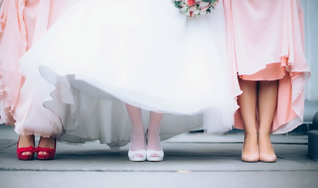 Boty na svatbu: pohodlné nebo elegantní? Jde i obojí!