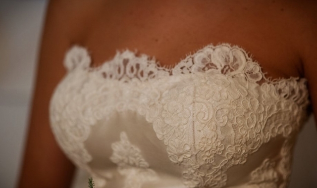 Korzetové svatební šaty – budou vám slušet?
