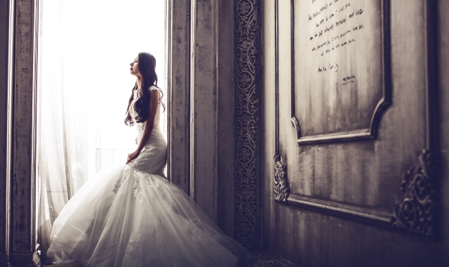 Průvodce svatebními šaty - na míru, z půjčovny nebo z konfekce?
